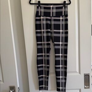 ALO women’s air-lift leggings